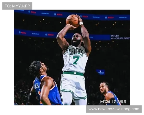 布伦森关键挡拆提升得分效率拉开尼克斯进攻空间