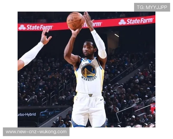 库明加突破制造多次得分机会提升勇士锋线攻击效率