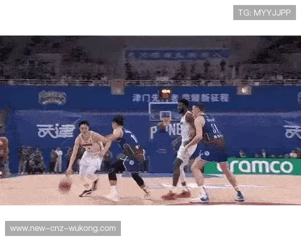 FIBA与NBA对于篮球比赛中的“假摔判罚”有何不同规定？